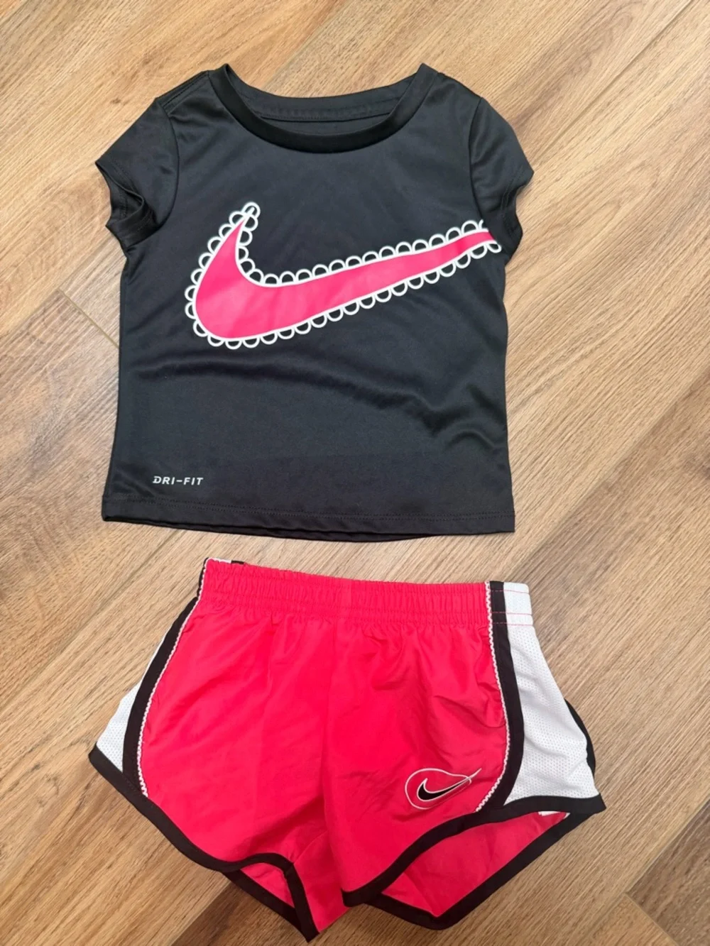Nike Dri-FIT Toddler Girls 2T Pink Black Matching Set Athletic Shorts Outfit - Picture 1 of 9
